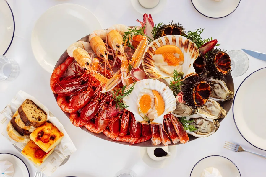 Dish, high key light. Food photography in Dubai by Artur Begel