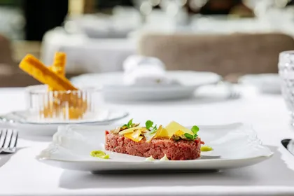 Dish, high key light. Food photography in Dubai by Artur Begel