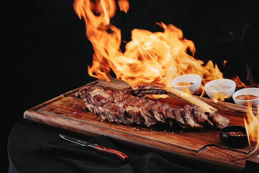 Dish, low key light. Food photography in Dubai by Artur Begel
