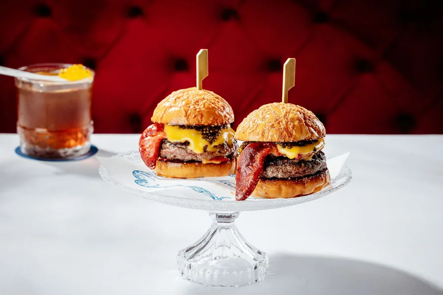 Dish, high key light. Food photography in Dubai by Artur Begel