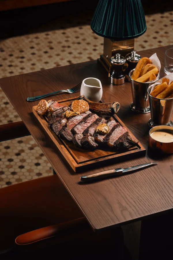 Dish, low key light. Food photography in Dubai by Artur Begel