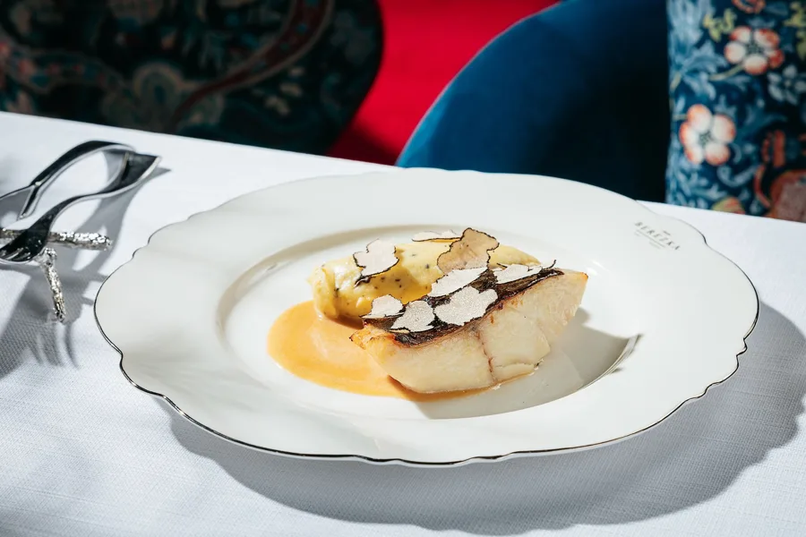 Dish, high key light. Food photography in Dubai by Artur Begel