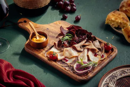 Dish, low key light. Food photography in Dubai by Artur Begel