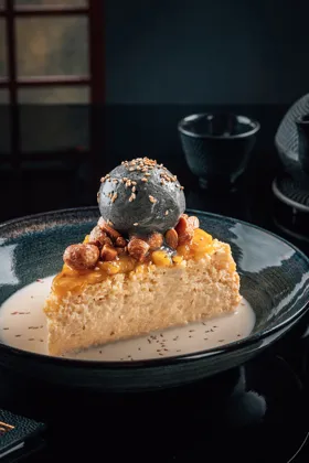 Dish, low key light. Food photography in Dubai by Artur Begel