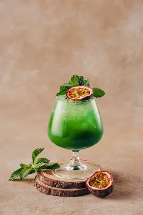 Drink, high key light. Food photography in Dubai by Artur Begel