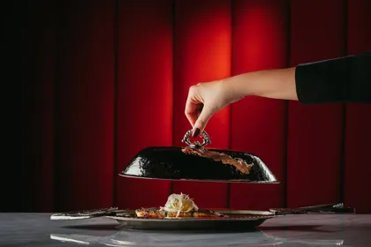 Dish, low key light. Food photography in Dubai by Artur Begel