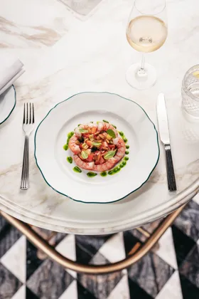 Dish, high key light. Food photography in Dubai by Artur Begel