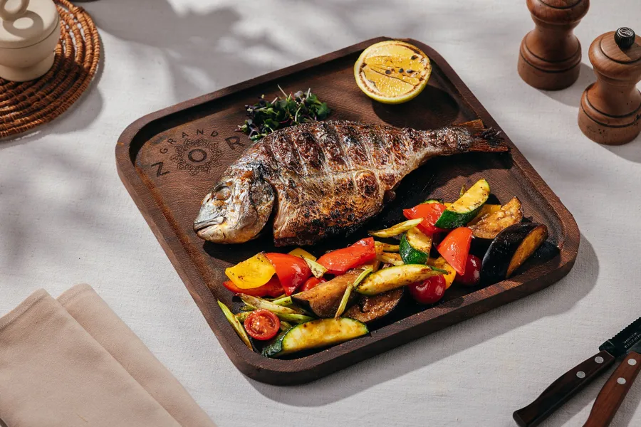 Dish, high key light. Food photography in Dubai by Artur Begel