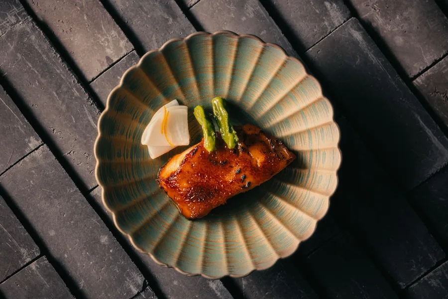 Dish, low key light. Food photography in Dubai by Artur Begel