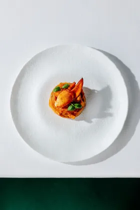 Dish, high key light. Food photography in Dubai by Artur Begel