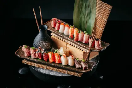 Dish, low key light. Food photography in Dubai by Artur Begel