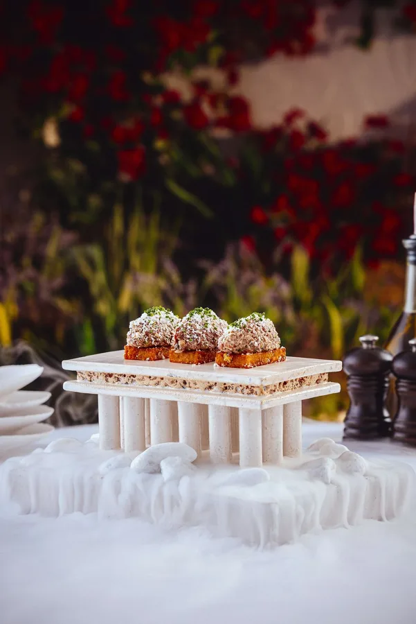 Dish, high key light. Food photography in Dubai by Artur Begel