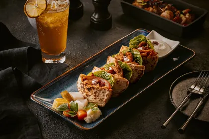 Dish, low key light. Food photography in Dubai by Artur Begel