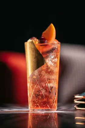 Drink, low key light. Food photography in Dubai by Artur Begel