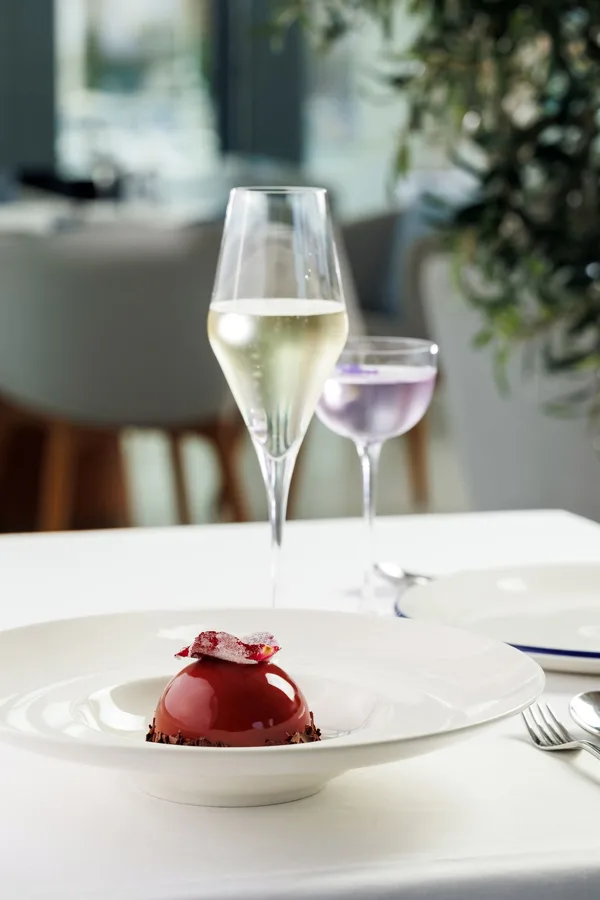 Dish, high key light. Food photography in Dubai by Artur Begel