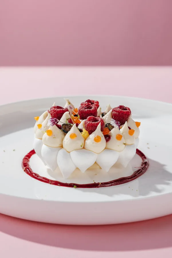 Dish, high key light. Food photography in Dubai by Artur Begel