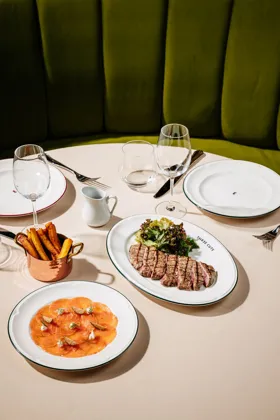 Dish, high key light. Food photography in Dubai by Artur Begel