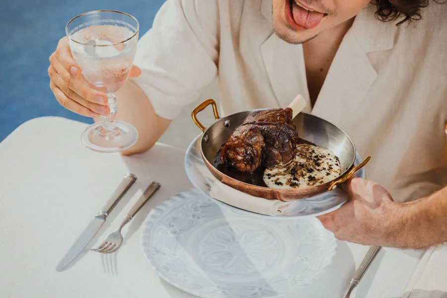 Dish, high key light. Food photography in Dubai by Artur Begel