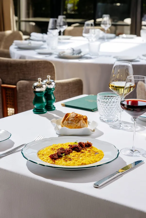 Dish, high key light. Food photography in Dubai by Artur Begel