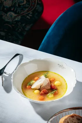 Dish, high key light. Food photography in Dubai by Artur Begel