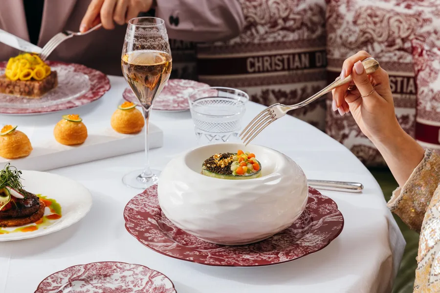 Dish, high key light. Food photography in Dubai by Artur Begel