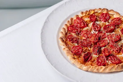 Dish at GAIA, high key light. Food photography in Dubai by Artur Begel