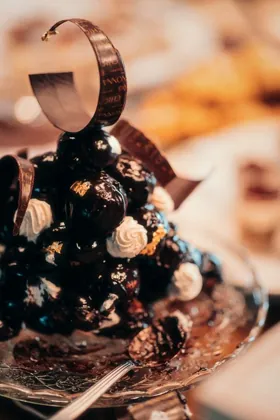 Dish at Chic Nonna, hard flash light. Food photography in Dubai by Artur Begel