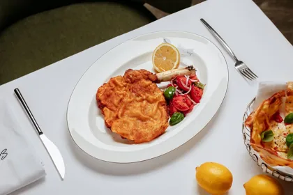 Dish at La Famiglia restaurant, editorial light. Food photography in Dubai by Artur Begel