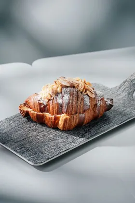 Dish at Caffelini, natural light. Food photography in Dubai by Artur Begel