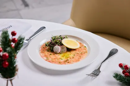 Dish at Novikov, hard flash light. Food photography in Dubai by Artur Begel