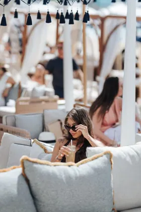 Guests and team at Sirene by Gaia, editorial light. Food photography in Dubai by Artur Begel