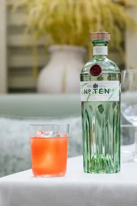Drink at GAIA, editorial light. Food photography in Dubai by Artur Begel