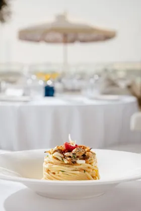 Dish at L'Amo, high key light. Food photography in Dubai by Artur Begel