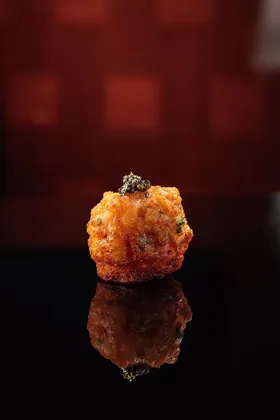 Dish at Shanghai Me, low key light. Food photography in Dubai by Artur Begel