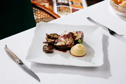 Dish at Chic Nonna, editorial light. Food photography in Dubai by Artur Begel