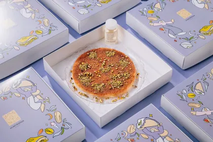Dish at Al Mukhtar Bakery, hard flash light. Food photography in Dubai by Artur Begel