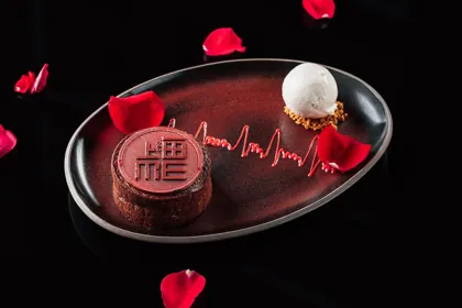 Dish at Shanghai Me, low key light. Food photography in Dubai by Artur Begel