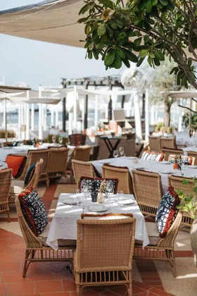Interior of Sirene by Gaia, editorial light. Food photography in Dubai by Artur Begel
