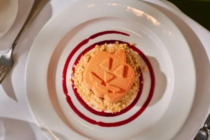 Dish at Novikov, hard flash light. Food photography in Dubai by Artur Begel