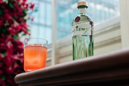 Drink at GAIA, editorial light. Food photography in Dubai by Artur Begel