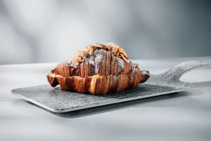 Dish at Caffelini, hard flash light. Food photography in Dubai by Artur Begel