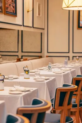Interior of Scalini, editorial light. Food photography in Dubai by Artur Begel