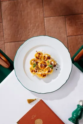 Dish at Chic Nonna, high key light. Food photography in Dubai by Artur Begel