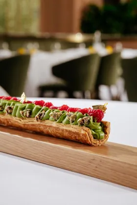 Dish at La Famiglia restaurant, natural light. Food photography in Dubai by Artur Begel