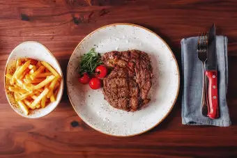 Chicago Meatpackers, F&B photography by Artur Begel