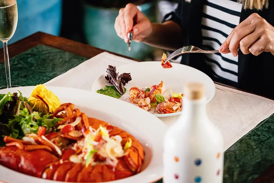 Isola, F&B photography by Artur Begel