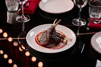 Kapitol, F&B photography by Artur Begel