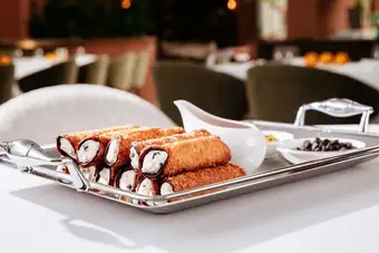 La Famiglia, F&B photography by Artur Begel