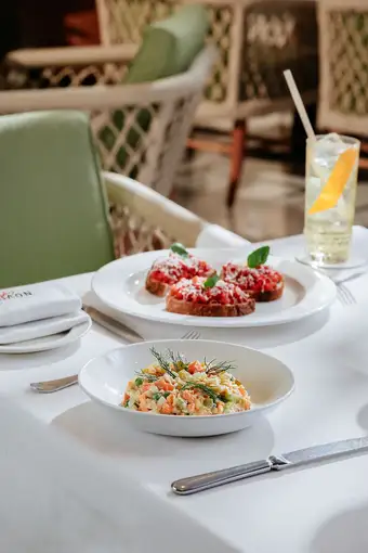 Novikov, food photography by Artur Begel