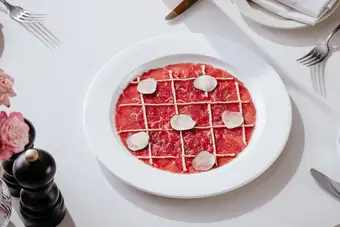 Novikov, food photography by Artur Begel
